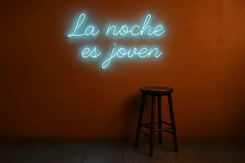 La noche es joven